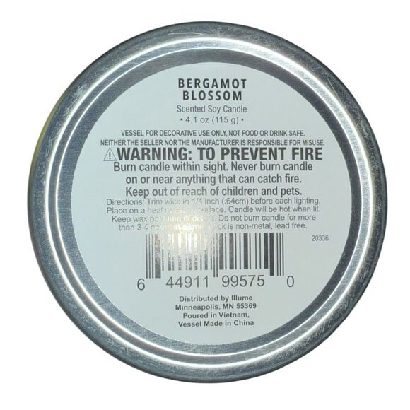 Bergamot Blossom 4.1oz Scented Soy Candle by Illume - Picture 3 of 4
